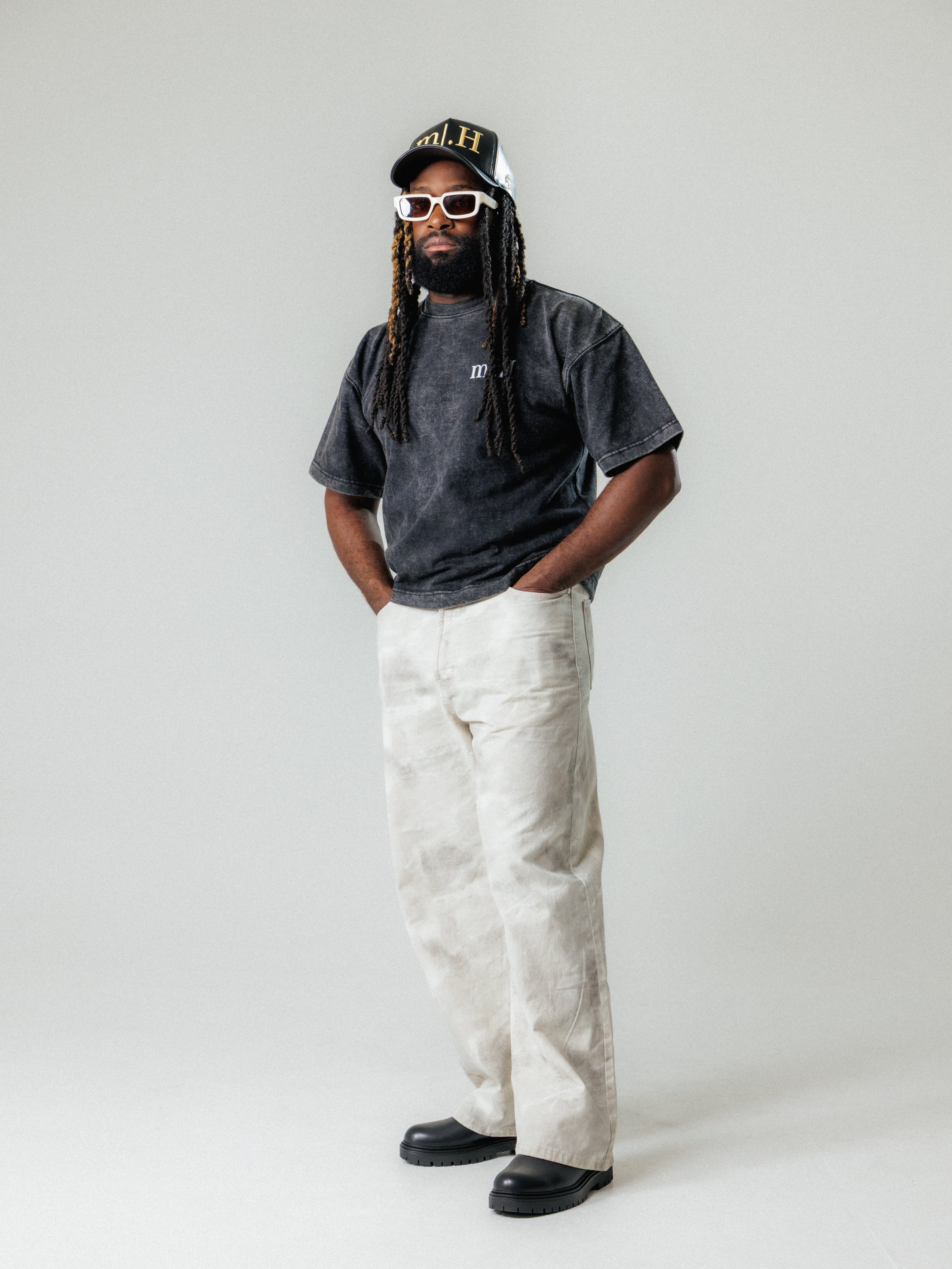 signature+.SnapBack “cosmic+.Cream”