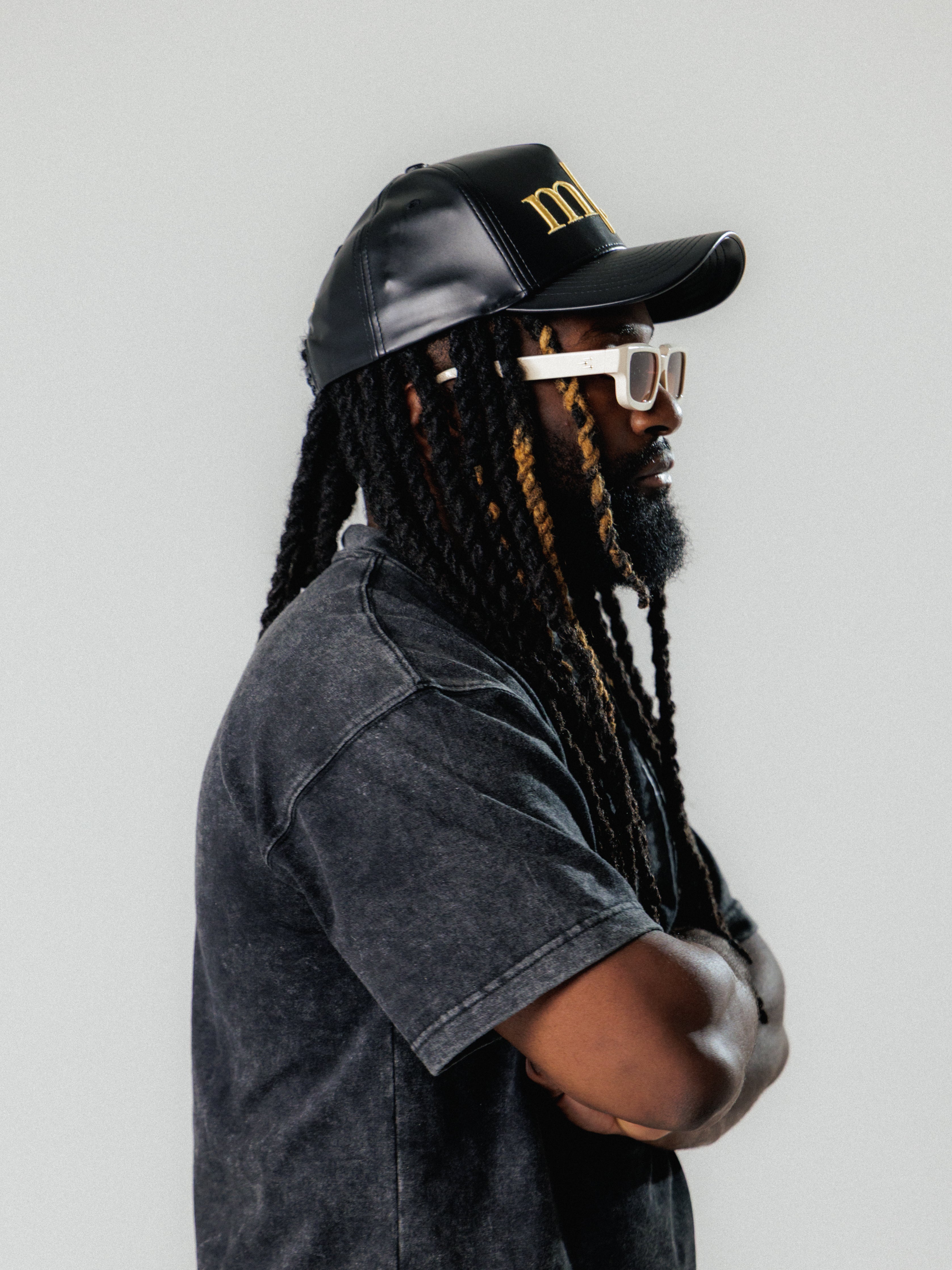 signature+.SnapBack “cosmic+.Cream”