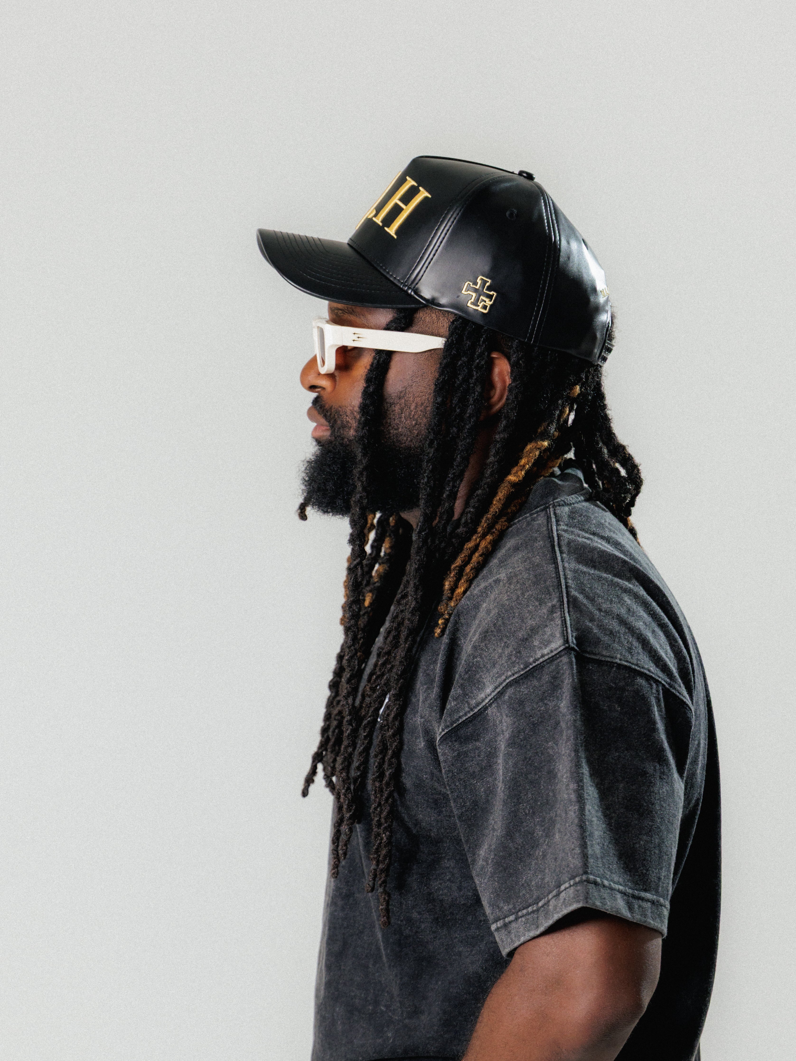 signature+.SnapBack “cosmic+.Cream”